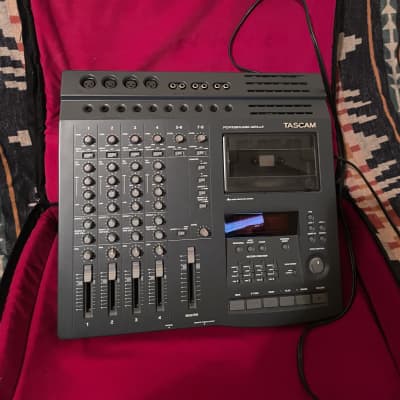 Tascam 424 MK II Portastudio