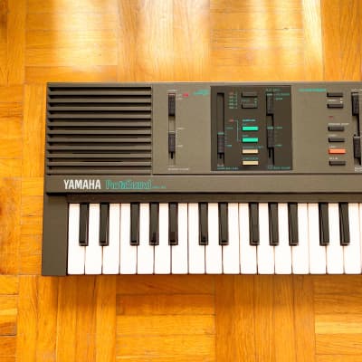 Yamaha VSS-100 (Japan, 1987) - Voice Sampling Sampler Keyboard with manual! Big brother of the VSS-30! image 5