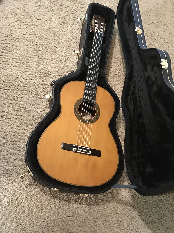 Yamaha C-300 concert classical guitar 1970s Solid Spruce and 