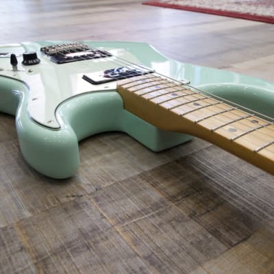 Fender Noventa Stratocaster 75th Anniversary 2021 - Surf Green image 7