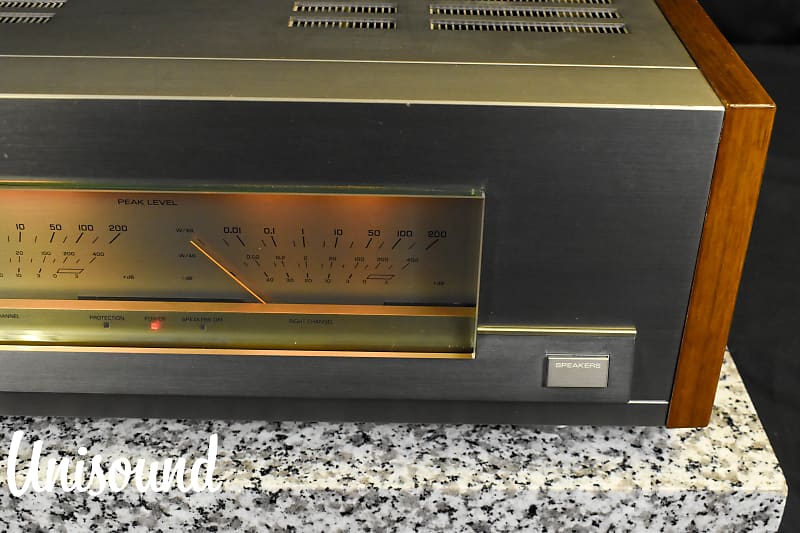 Yamaha MX-2000 Stereo Power Amplifier in Very Good Condition