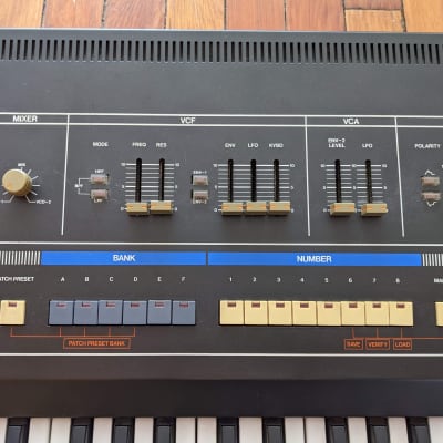 Roland Jupiter 6 61-Key Synthesizer image 3