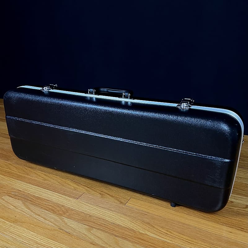 Eastman CA450 4/4 Violin Case with BL10 Bow image 1