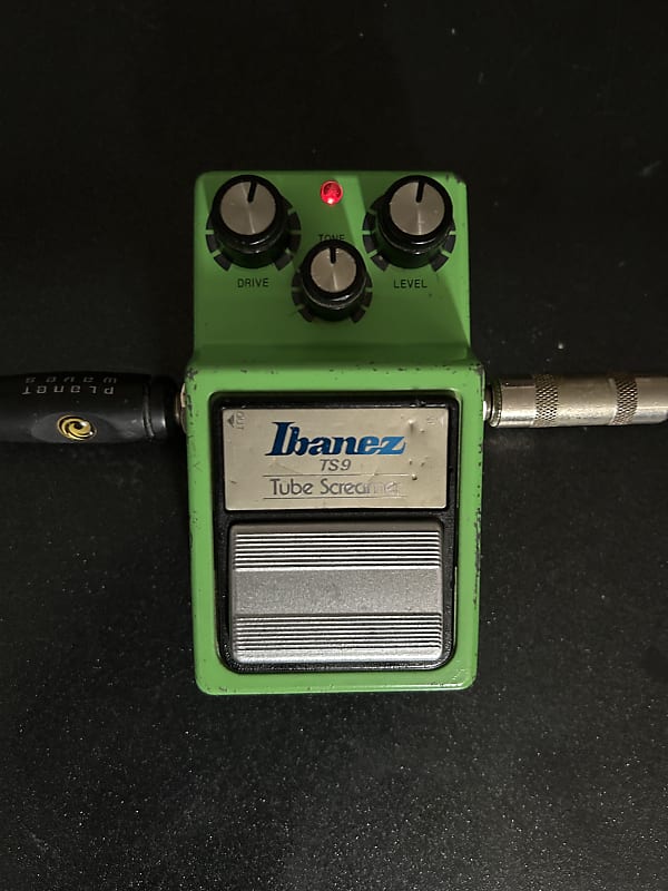 Ibanez Tube Screamer 1983 TS9 vs 1981 TS 808 - YouTube