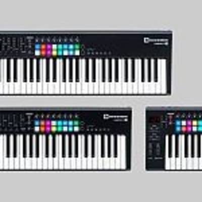 Novation Launchkey 25 | Essential keyboard controller with Ableton Live image 2