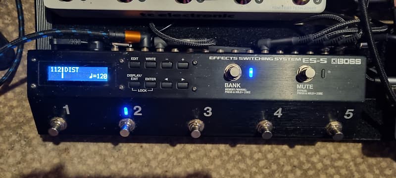 Boss ES-5 Effects Switching System