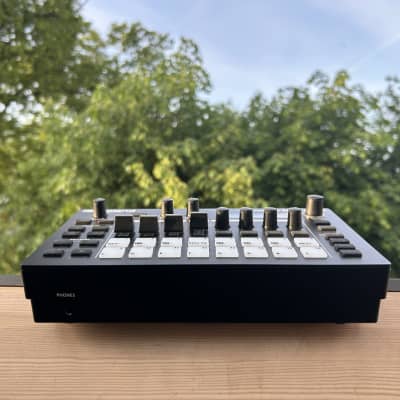 Roland MC-101 Groovebox 2019 - Present - Black image 1
