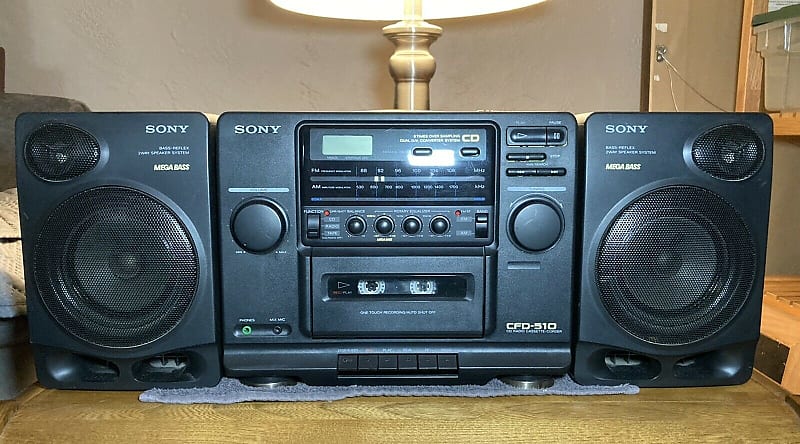 Sony Boombox Stereo Radio CFD-510 Mega Bass CD Cassette Deck Detachable  Speakers