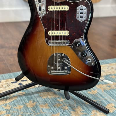 Fender Classic Player Jaguar Special with Pau Ferro Fretboard 2018 - 2019 - 3-Color Sunburst image 8