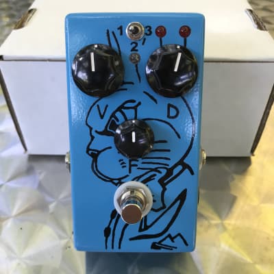 Freakshow Effects Brown Rabbit 2010 Blue | Reverb