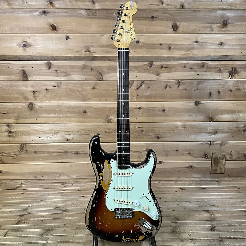 Amazon.com: Fender Mike McCready Stratocaster - 3-Color