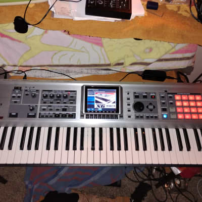 Roland Fantom-X6 Synthesizer/Sampler/Sequencer (KEYBED UPGRADE)