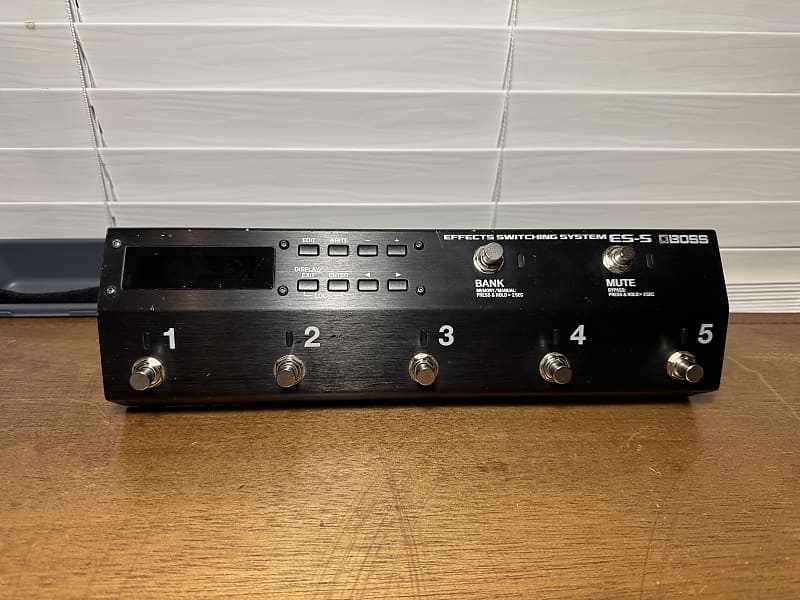 Boss ES-5 Effects Switching System