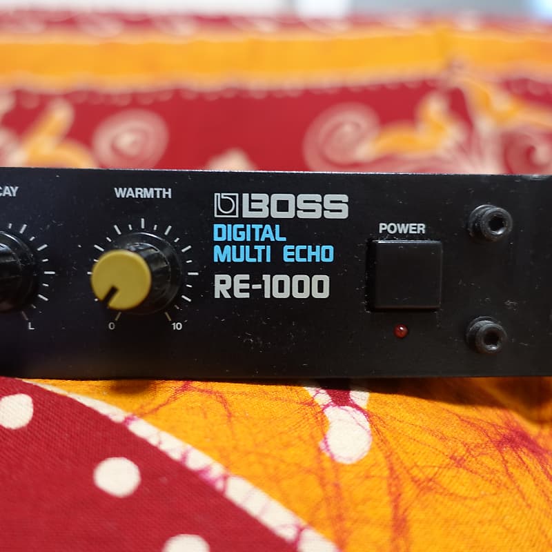 【Voltage converter included】 Boss RE1000 Digital Multi Reverb UK