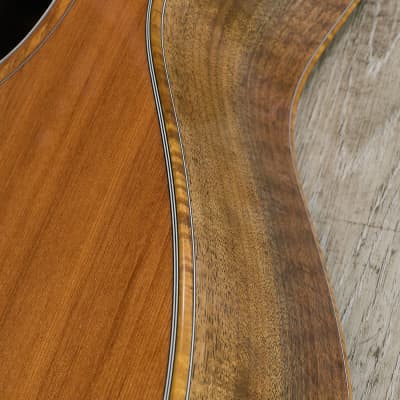 2019 NOS Breedlove Masterclass Custom Concertina E Acou-Elect Guitar, Redwood - Figured Walnut image 5