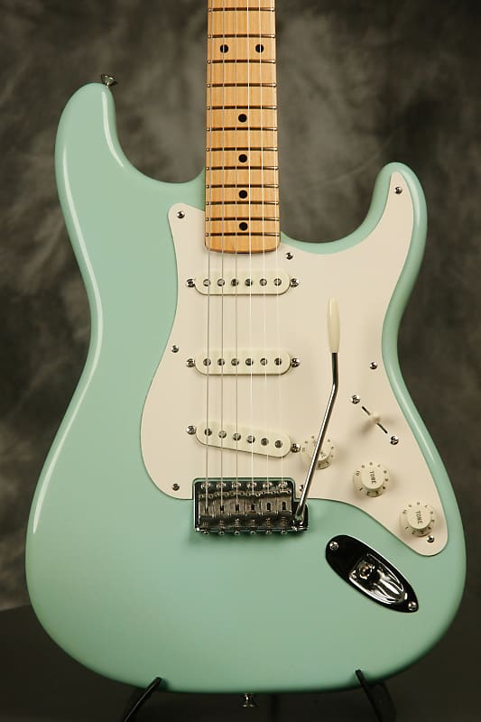 Fender American Vintage '57 Stratocaster Electric Guitar