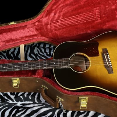 NEW ! 2024 Gibson '50s J-45 Original - Vintage Sunburst - 4.3 lbs - Authorized Dealer - In Stock- G02677 image 12