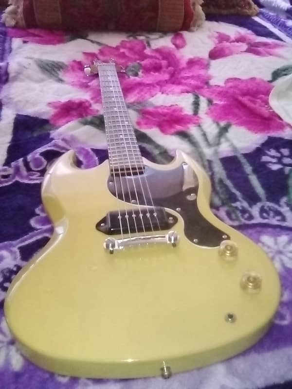 Epiphone SG Junior 1997. Rare TV Yellow with P-90 Pickup. J