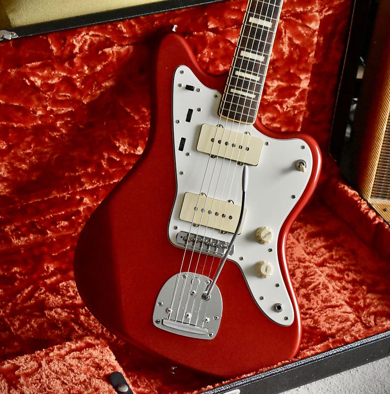 2009 Fender Japan JM66B '66 Reissue Jazzmaster Candy Apple Red w/ Blocks & Binding, US P/Us, MIJ, Limited, Offset 2009 Fender Japan JM66B '66 Reissue Jazzmaster Candy Apple Red w/ Blocks & Binding, US P/Us, MIJ, Limited, Offset