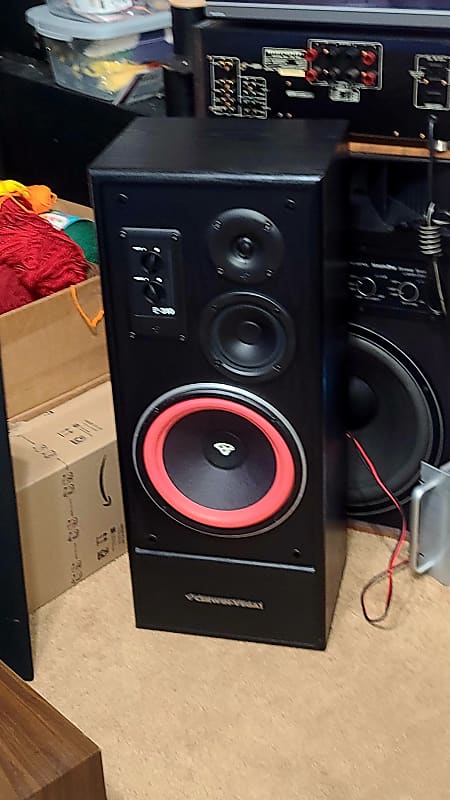 Cherry Cerwin Vega E-310 Superior Performance Suer Efficient