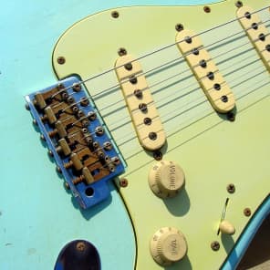 Fender 1962 Relic Strat 2010 Sonic Blue image 4
