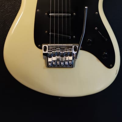Ibanez RS430-WH Roadstar II Deluxe 1984 - 1985 - White image 1