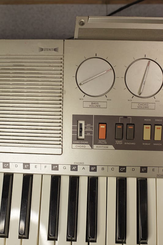 Casio CT-810 Casiotone 49-Key Synthesizer | Reverb