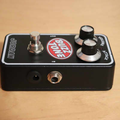 Jordan / Mahoney Buzz Tone Fuzz Guitar Effects Pedal - Boss