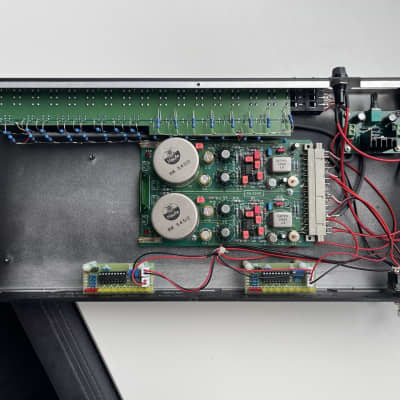 Mix bus transformer and summing box with Hensmann CH2242 with demo image 4