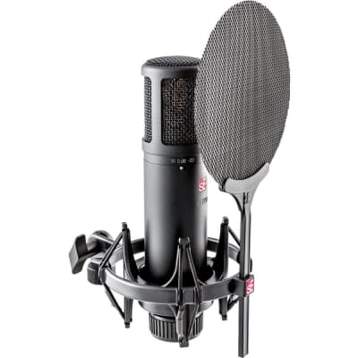 sE Electronics sE2200 Studio Condenser Cardioid Microphone with Isolation Pack image 5