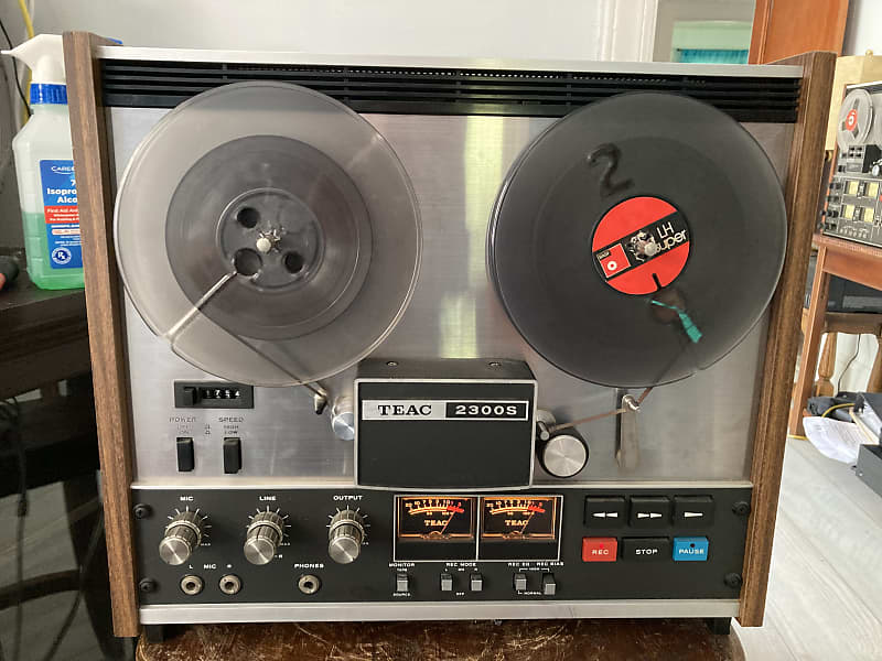 TEAC 2300S 7 inch 4-Track Stereo Reel to Reel Tape Deck Recorder