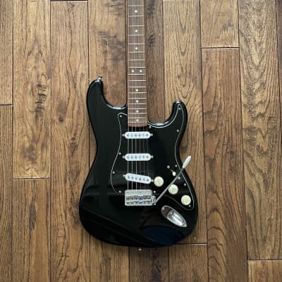 Excellent 2007 Fender ST-72 Stratocaster Electric Guitar 1972 Reissue MIJ image 2