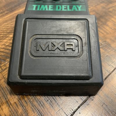 MXR M-206 Time Delay Analog Series 2000 Guitar Pedal Black image 2