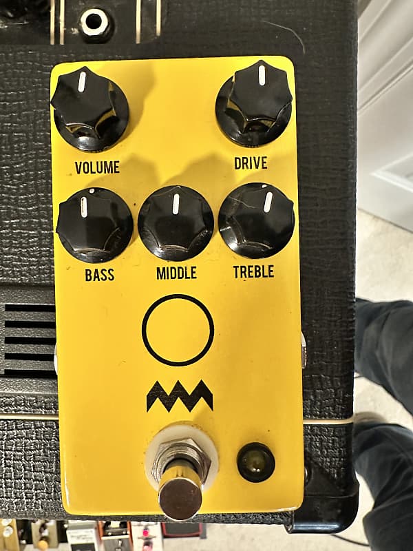 JHS Charlie Brown V4