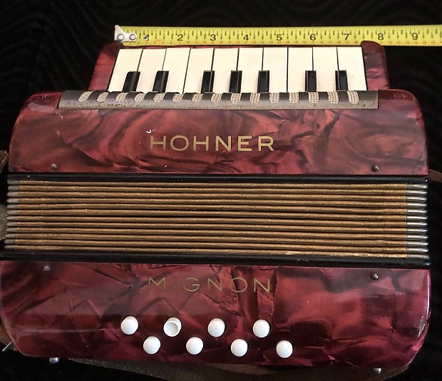 Hohner mignon cheap 1 accordion