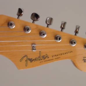 Fender  57 American Vintage Reissue Stratocaster - Maple Neck -  Surf Green image 3