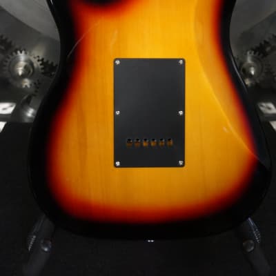 Indio Stratocaster - 3-Color Sunburst (Upgraded Bone Nut) w/ Gig Bag image 12