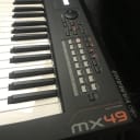 Yamaha Mx49 49 key Synthesizer  2010 Black