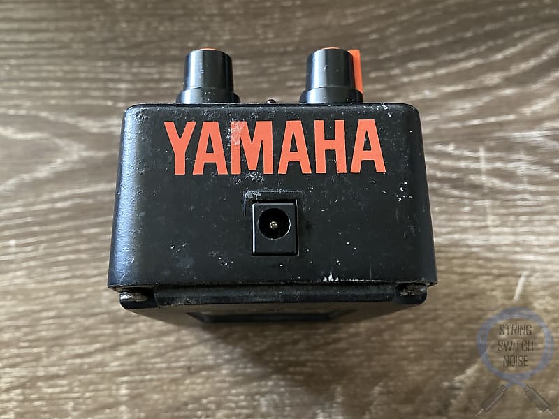 Yamaha MBD-100 Multi Band Distortion Vintage effects Pedal