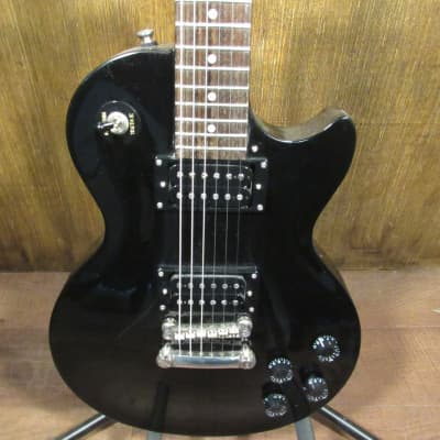 2010 Epiphone Les Paul Studio Black Finish Electric Guitar 2010 Epiphone Les Paul Studio Black Finish Electric Guitar