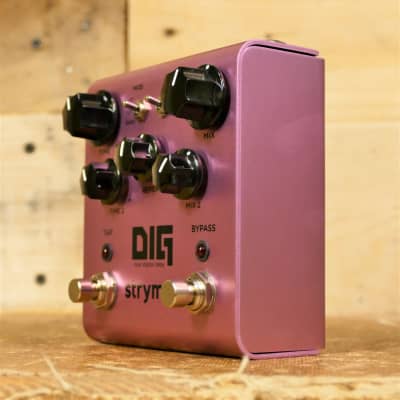 Strymon DIG Dual Digital Delay V1 | Reverb Strymon DIG Dual Digital Delay V1 | Reverb