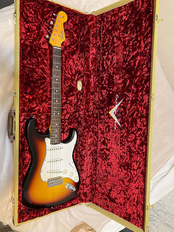 FENDER STRATOCASTER - THE TOY STORE