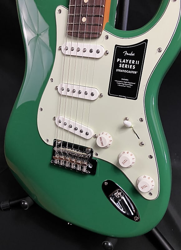 Fender Ltd Player Ⅱ Stratocaster Green z1m3cep382m0digndpzc.jpg