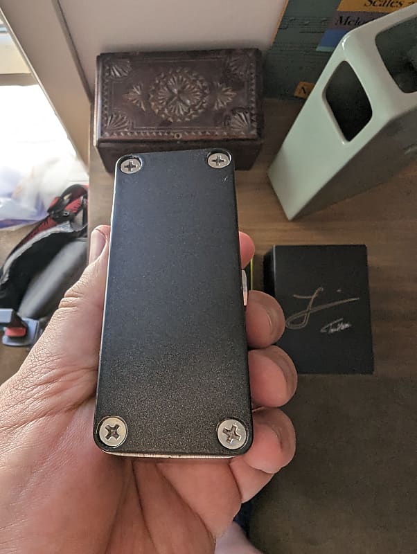 Leqtique Custom Pedals L'Kigen Tosin Abasi Shun Nokina