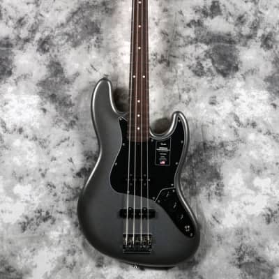 Fender - American Professional II Jazz Bass® image 5