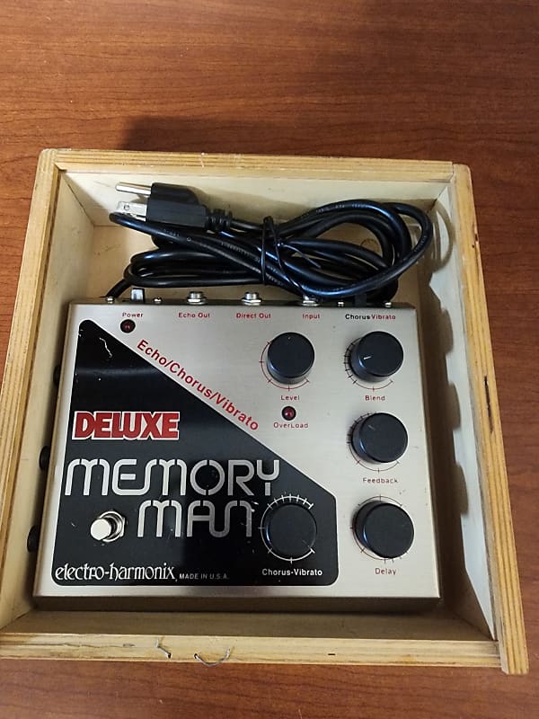 Electro-Harmonix Deluxe Memory Man