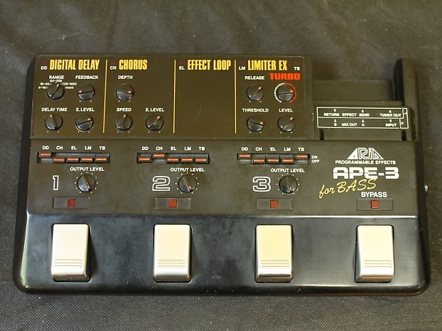 Aria Ape-3 Programmable Effects for Bass Multi-Effects Pedal