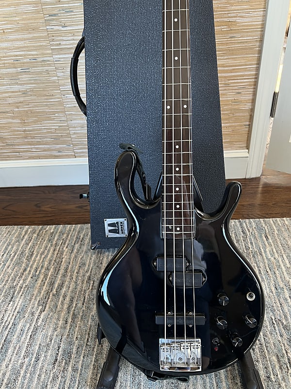 Pedulla Buzz Bass 4-string 1985 Black | Reverb