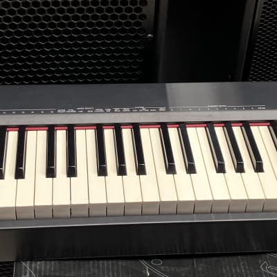 Roland RD-64 64-Key Digital Piano 2013 Black