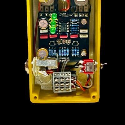 Clone Boss Super Overdrive SD-1 WAZA with more gain mod and  channel switching 2022 Yellow image 4